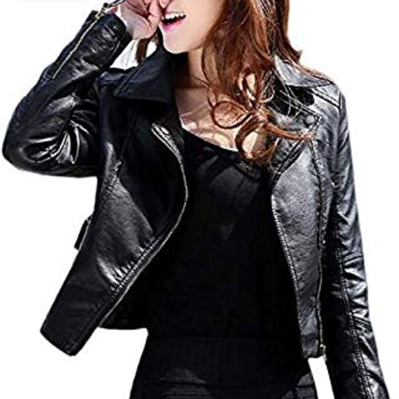 Woman's leather jacket - Picture 3 of 8